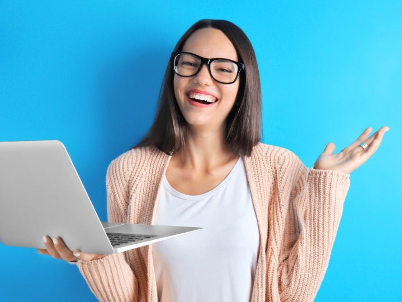 Best facebook groups for teachers looking to integrate and learn more about AI